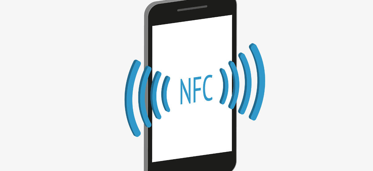 Celular mostrando ilustração ad palavra NFC