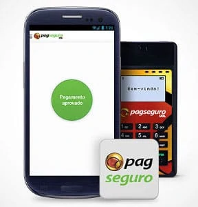 PagSeguro Mini com celular e logomarca