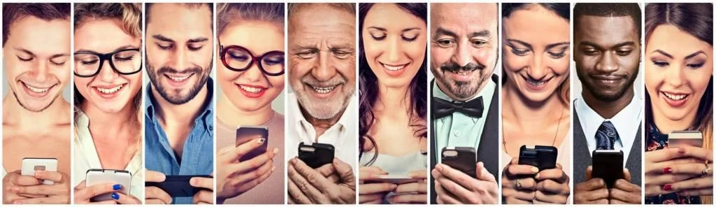 Ilustração de diferentes pessoas olhando para o celular em suas mãos