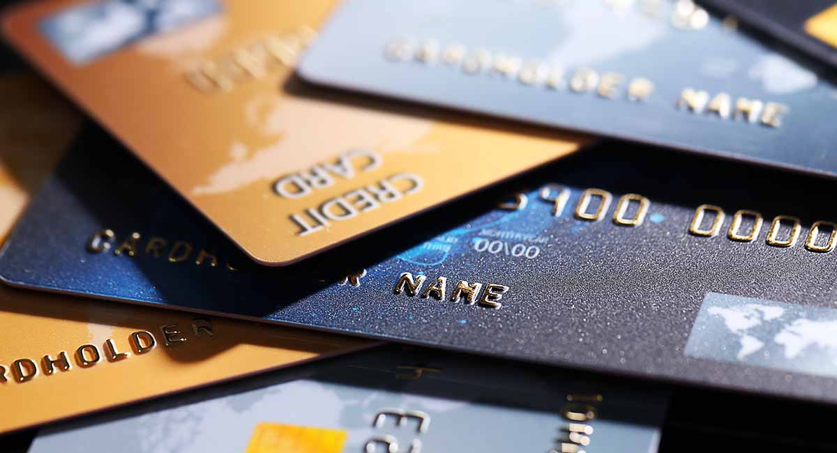 Vários cartões de crédito