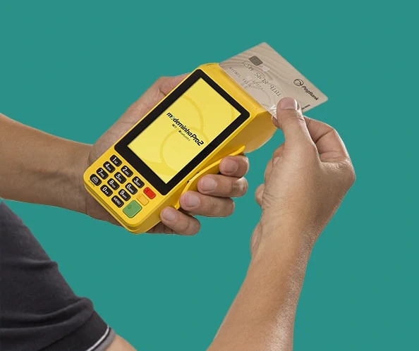 Moderninha Pro 2 recebendo pagamento com cartão via NFC