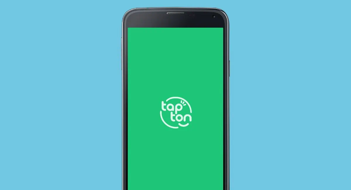 Celular a logo TapTon na tela